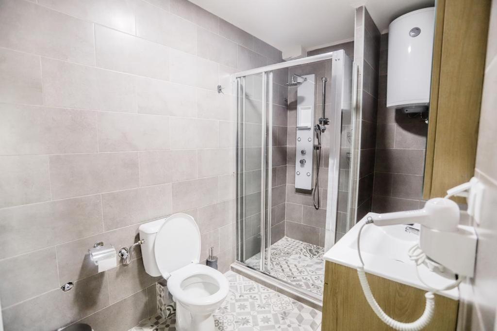 אלכסנדרופולי Knl Luxury Apartment By Homebrain מראה חיצוני תמונה